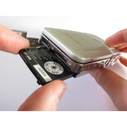 Замена батареи Panasonic D-snap SV-AV50